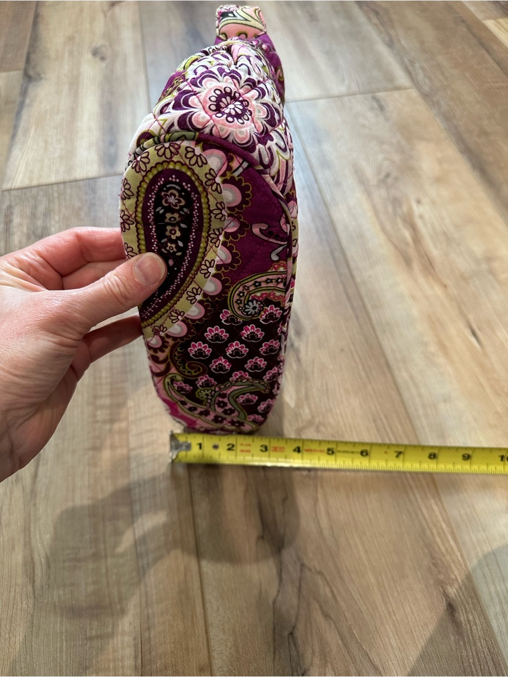 Vera Bradley shoulder bag in the retired Very Berry Paisley pattern - Picture 8 of 8